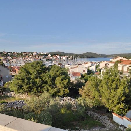 App Sime Klarin, Br.3 Apartment Jezera Exterior photo