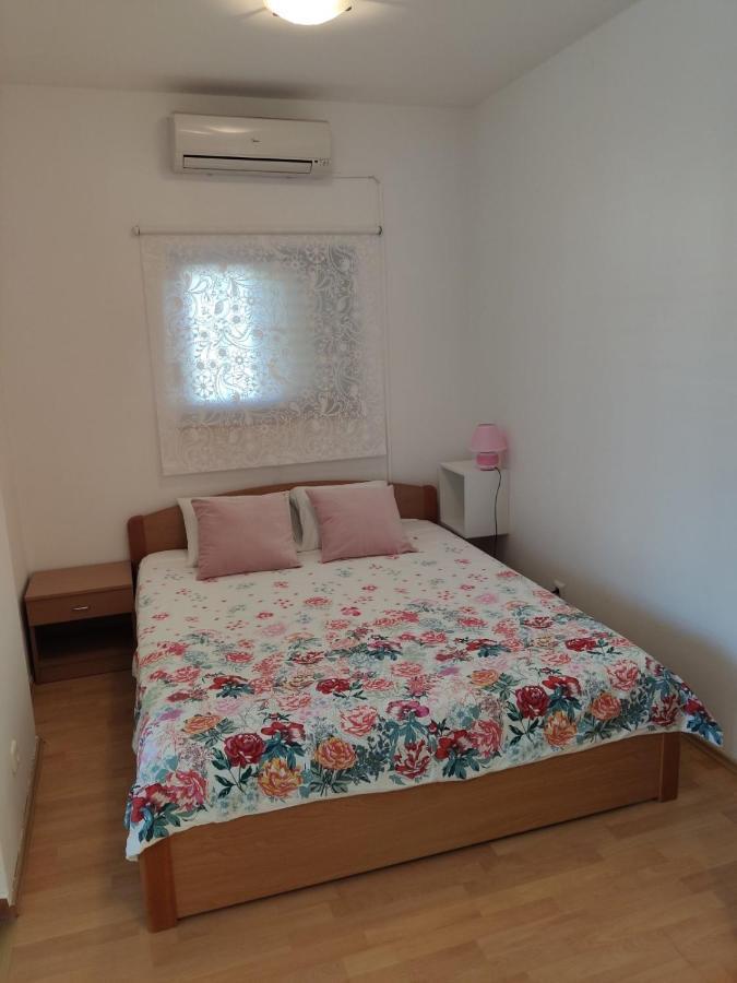 App Sime Klarin, Br.3 Apartment Jezera Exterior photo